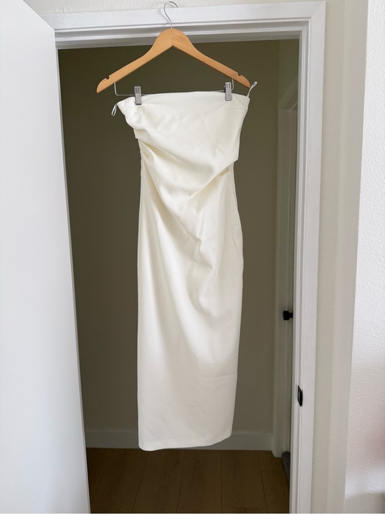 Zara Dresses & Skirts - Zara Strapless White Dress
